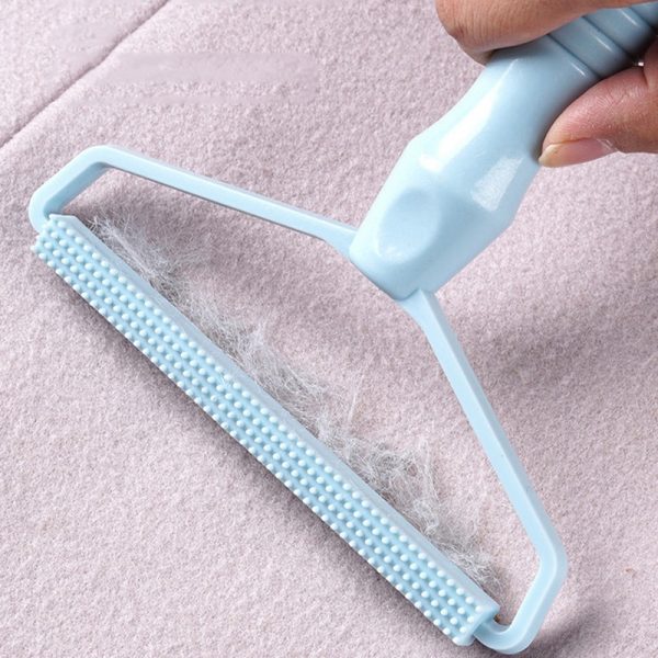 Portable Clothes and Furniture Lint Remover - Image 4